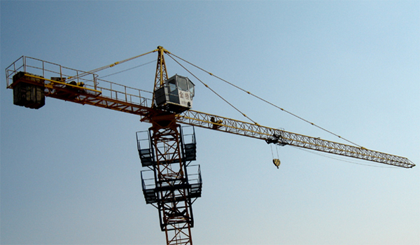 塔式起重机QTZ100